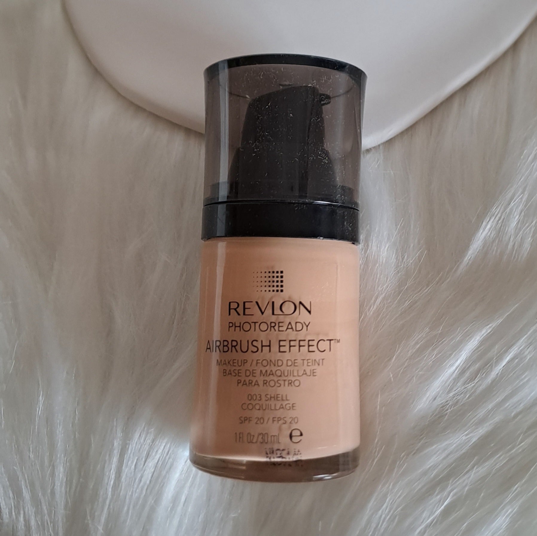 Fondotinta Rimmel Stay Matte 400 Bronze - C&G di Caprice Toungui